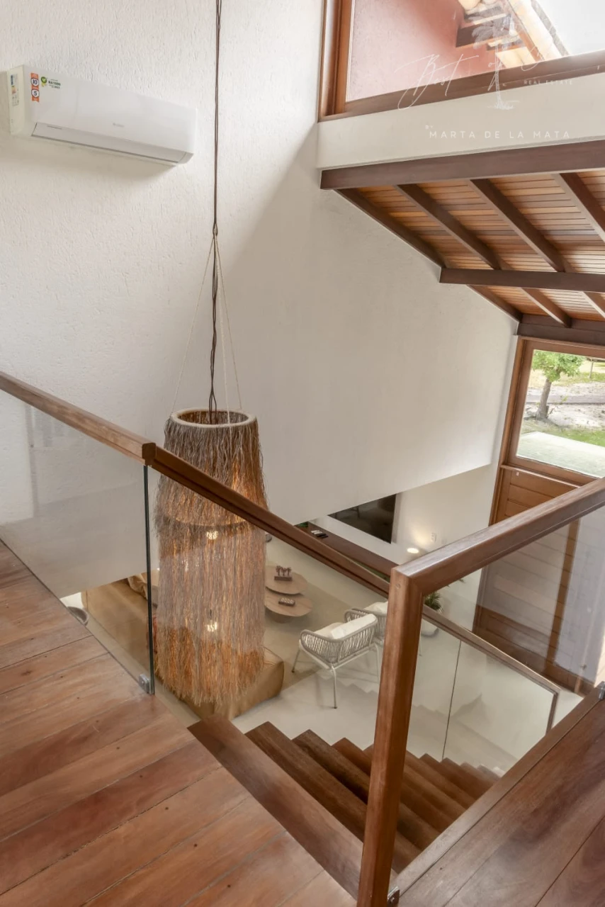 Imagens do imóveis CASA DE 6 SUITES EM CONDOMINIO DE LUXO PÉ NA AREIA COM VISTA PARA O MAR