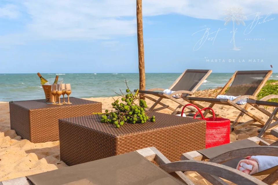 Imagens do imóveis CASA PÉ NA AREIA EM TRANCOSO COM 8 QUARTOS  PARA ATÉ 16 PESSOAS