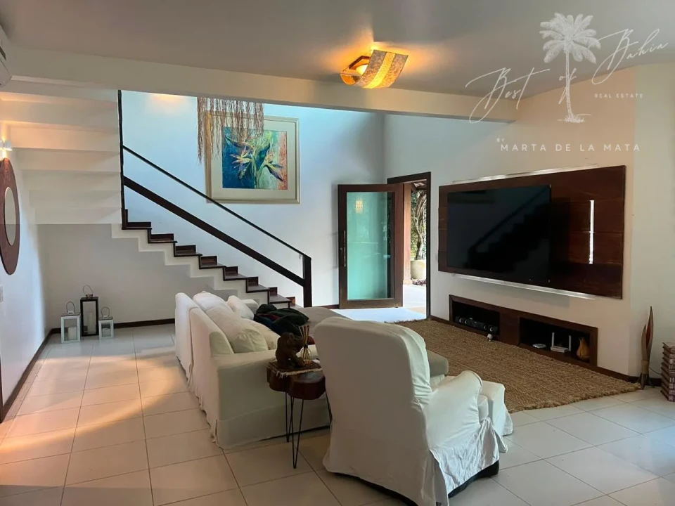 Imagens do imóveis CASA COM 4 SUITES E PISCINA NO RESIDENCIAL  CORAIS DE ARRAIAL