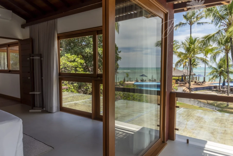 Imagens do imóveis CASA DE 6 SUITES EM CONDOMINIO DE LUXO PÉ NA AREIA COM VISTA PARA O MAR
