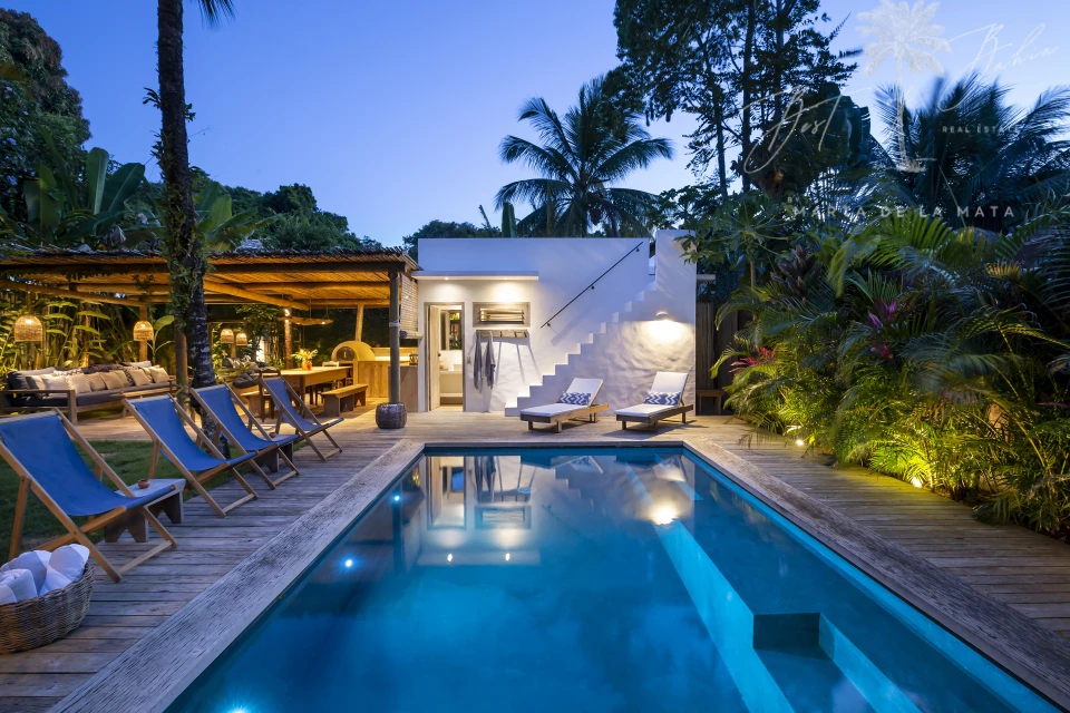 Imagens do imóveis ALUGA-SE CASA DAS PALMEIRAS – 4 SUÍTES, PISCINA E ÁREA GOURMET PRÓXIMO AO QUADRADO