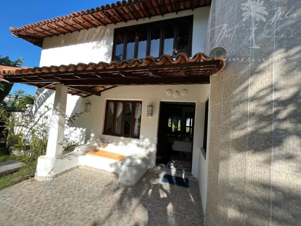 Imagens do imóveis ALUGA-SE VILLA HIBISCUS OCEAN – 5 SUÍTES, VISTA MAR E ACESSO DIRETO À PRAIA
