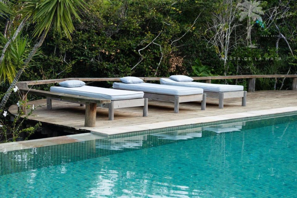 Imagens do imóveis CASA SANTA VIDA: LUXO EXCLUSIVO RODEADO DE NATUREZA E VISTA PARA O MAR - 9 SUÍTES E COM PRAIA PRIVATIVA!!