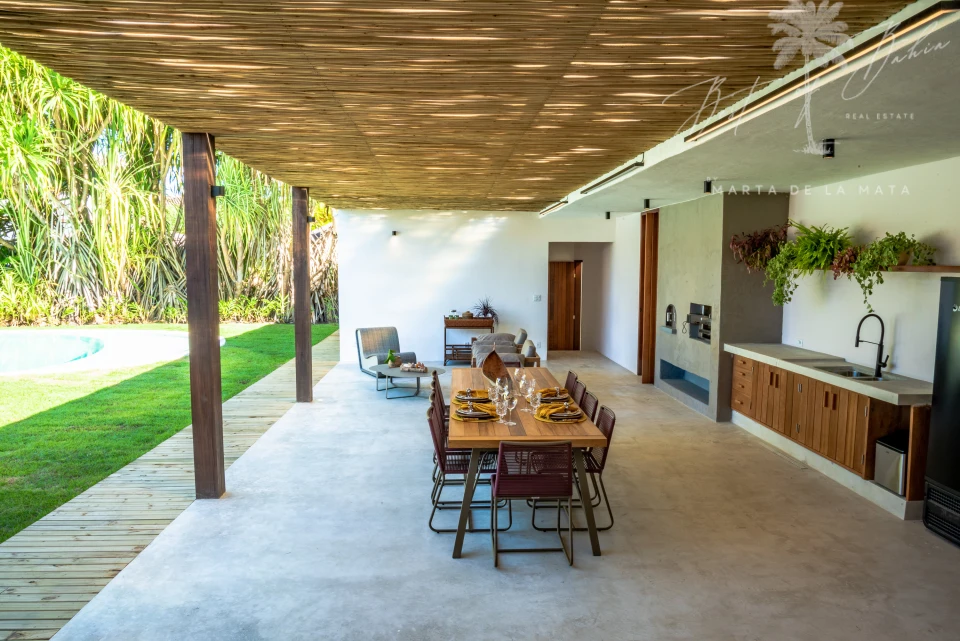 Imagens do imóveis VILLA LAVANDERA – 6 SUÍTES, PISCINA E SERVIÇOS INCLUSOS NO TERRAVISTA GOLF