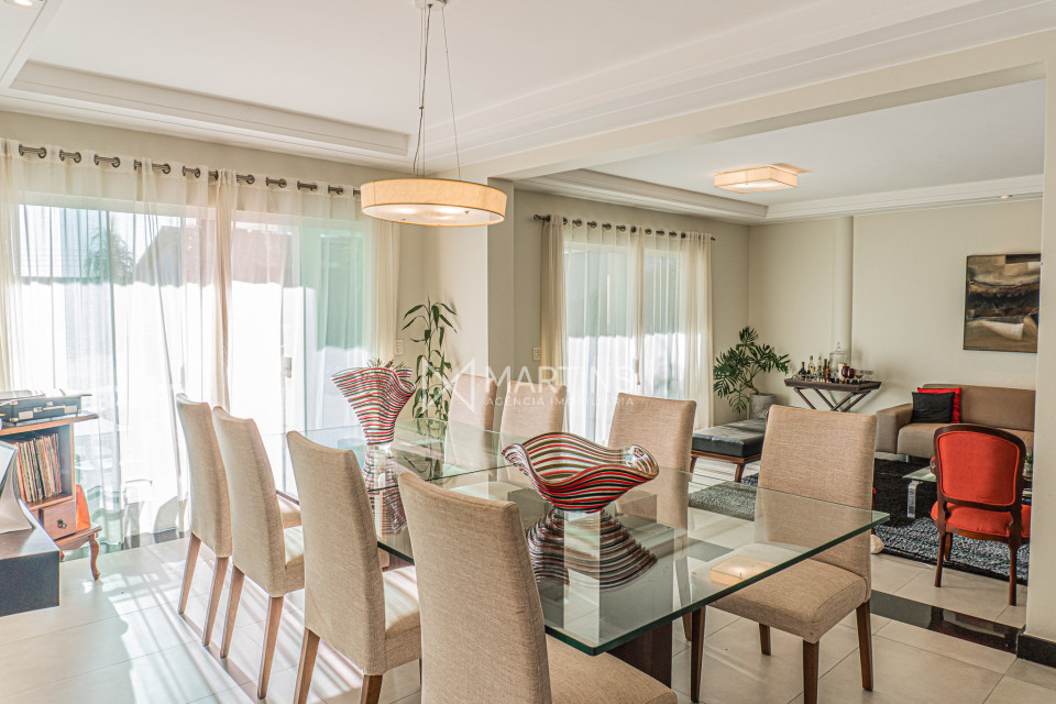 Imagens do imóveis Casa de 590m² à venda na SHIS QI 28 Lago Sul – 5 suítes, 4 vagas, vista para o Lago