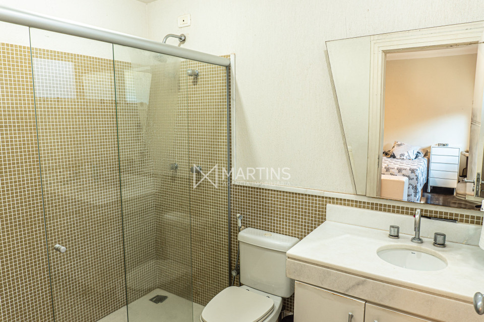 Imagens do imóveis Casa de 590m² à venda na SHIS QI 28 Lago Sul – 5 suítes, 4 vagas, vista para o Lago