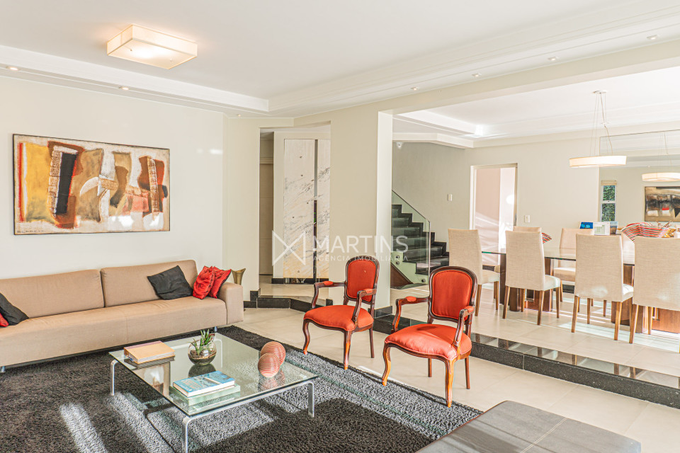 Imagens do imóveis Casa de 590m² à venda na SHIS QI 28 Lago Sul – 5 suítes, 4 vagas, vista para o Lago