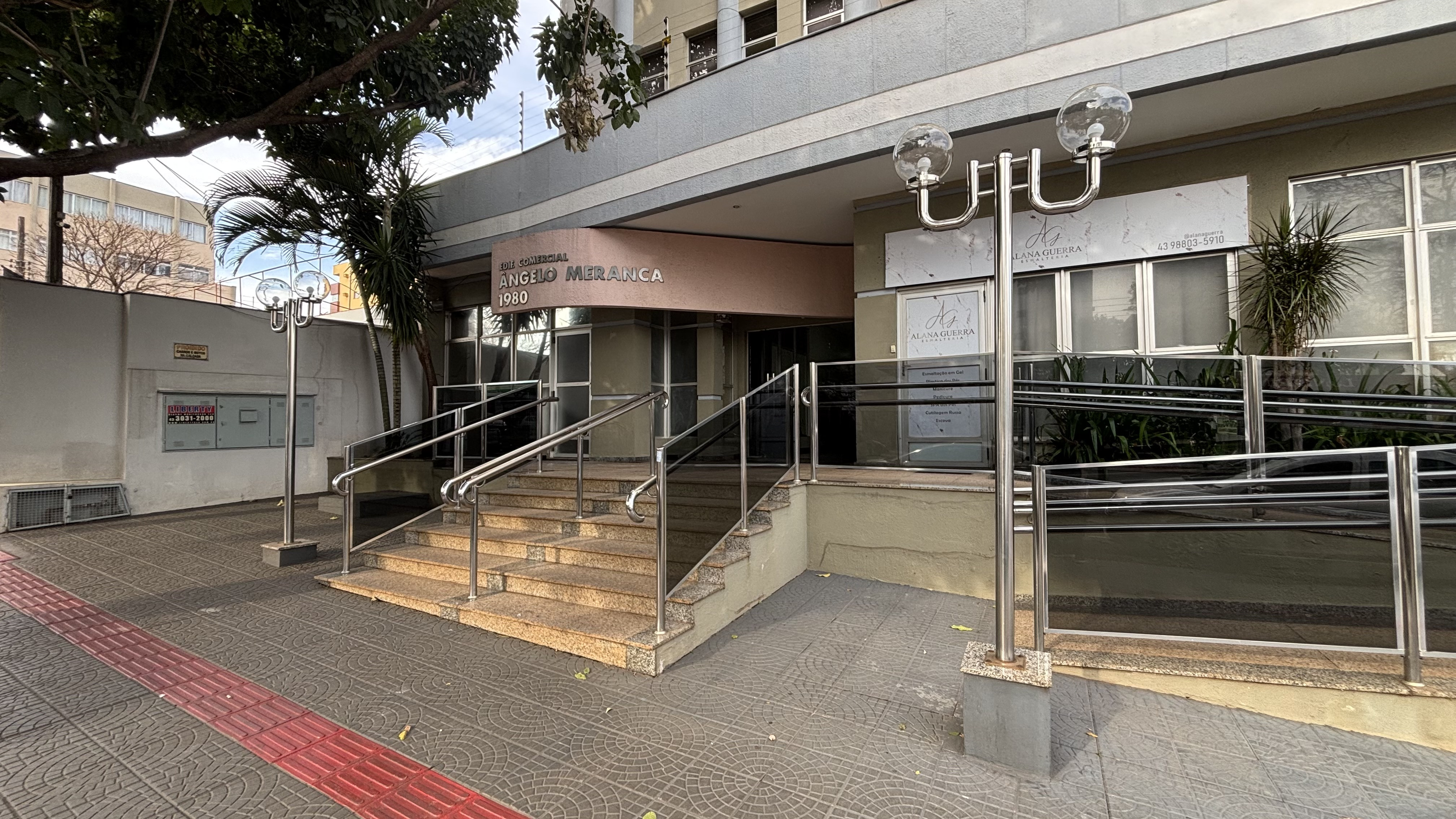 Sala comercial no Ed. Comercial Ângelo Meranca