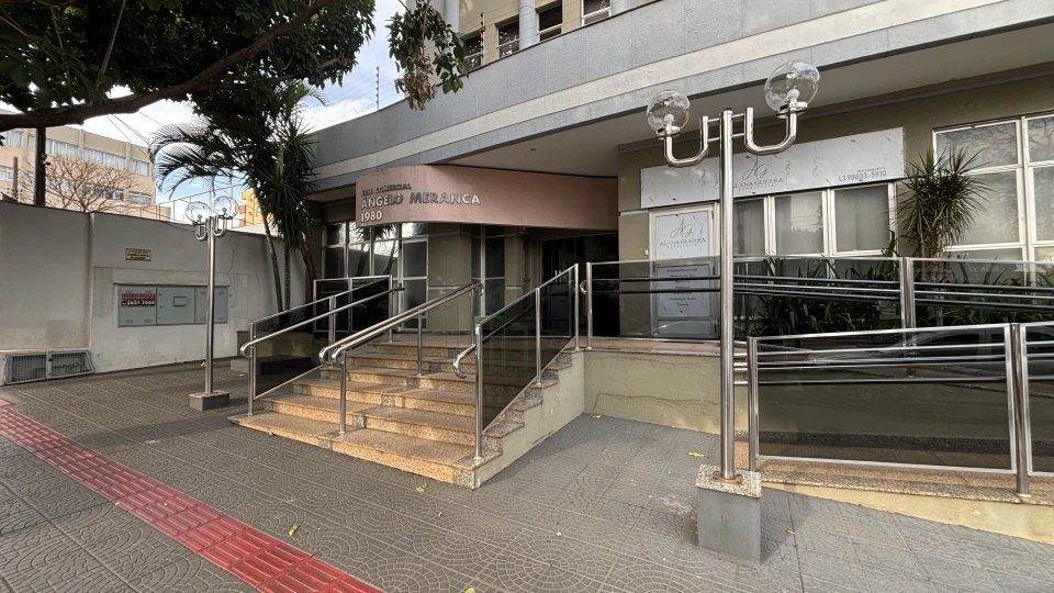 Sala comercial no Ed. Comercial Ângelo Meranca
