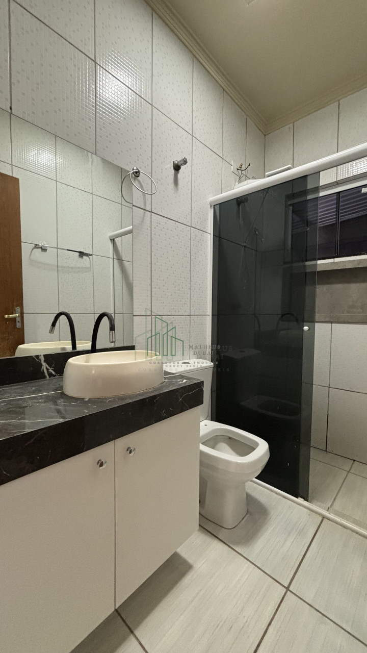 Casa recém-reformada no cinco conjuntos
