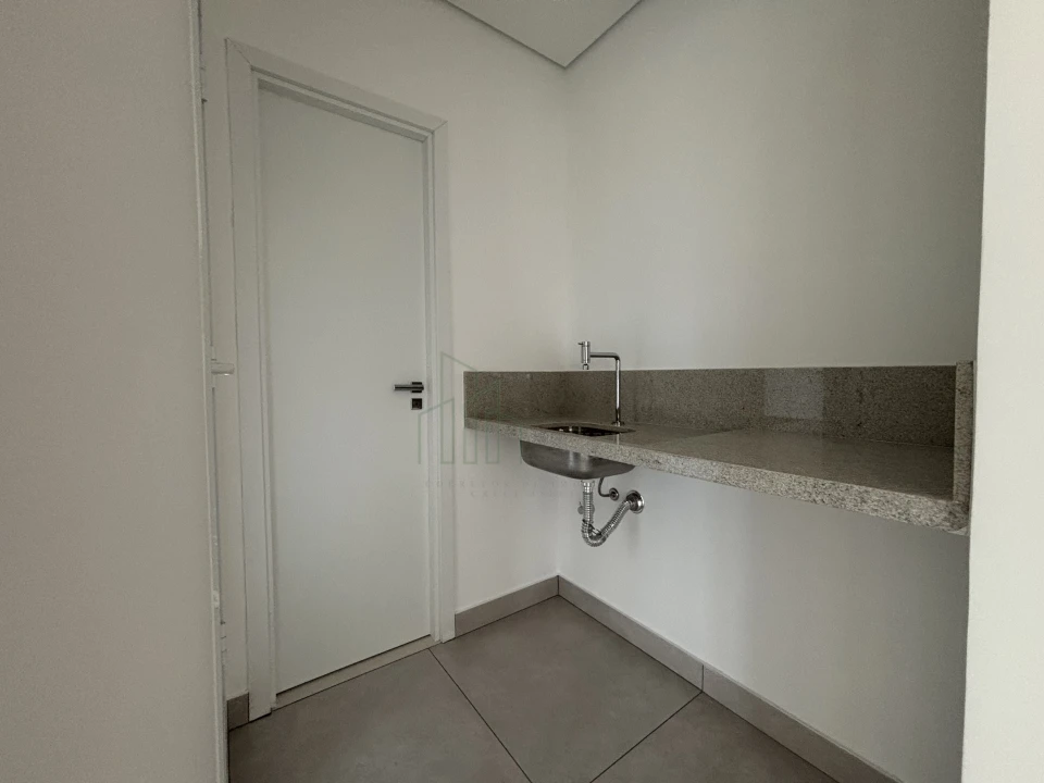 Sala comercial no Quartier 550