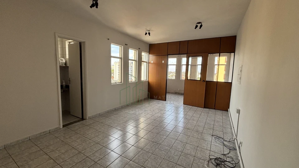 Sala comercial no Ed. Comercial Ângelo Meranca