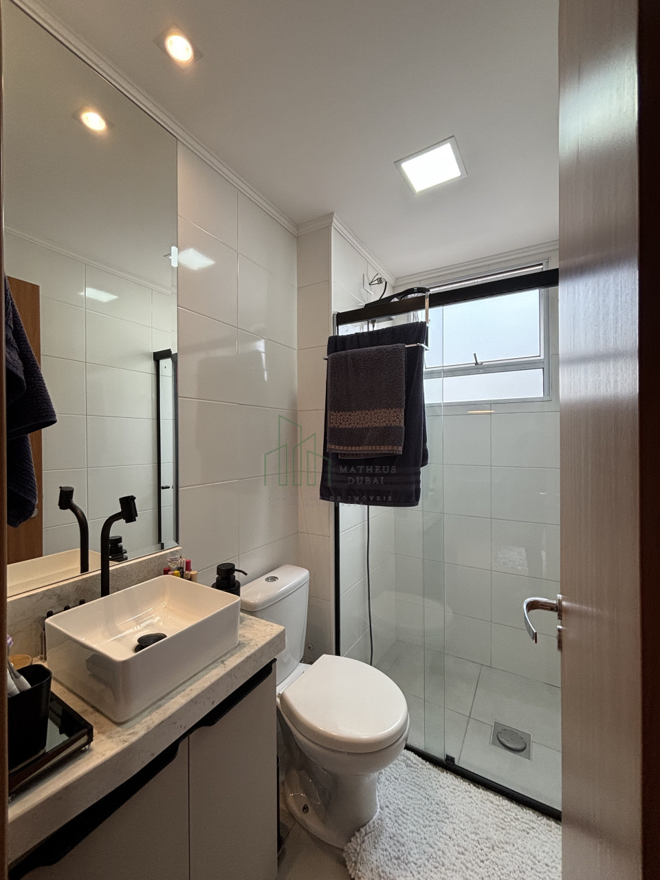 Apartamento próximo a UEL - 2 quartos