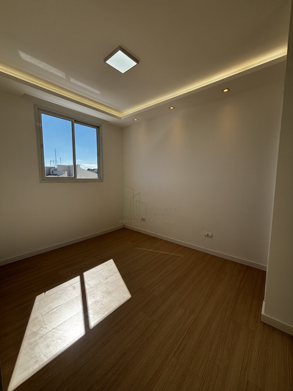 Imagens do imóveis Apartamento, zona oeste de Londrina, com suíte