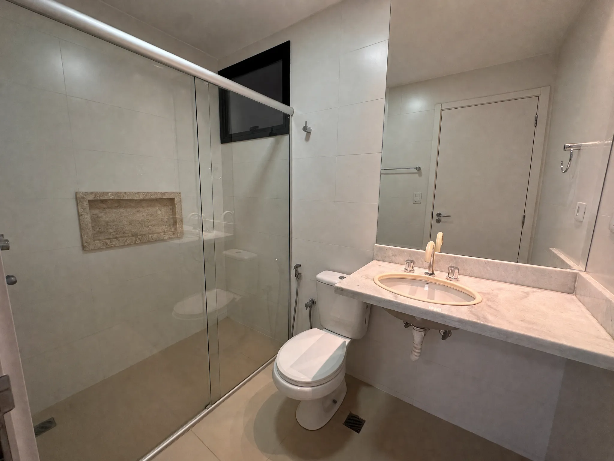 Apartamento 3 quartos, area de lazer completa zona 03, MARINGA - PR