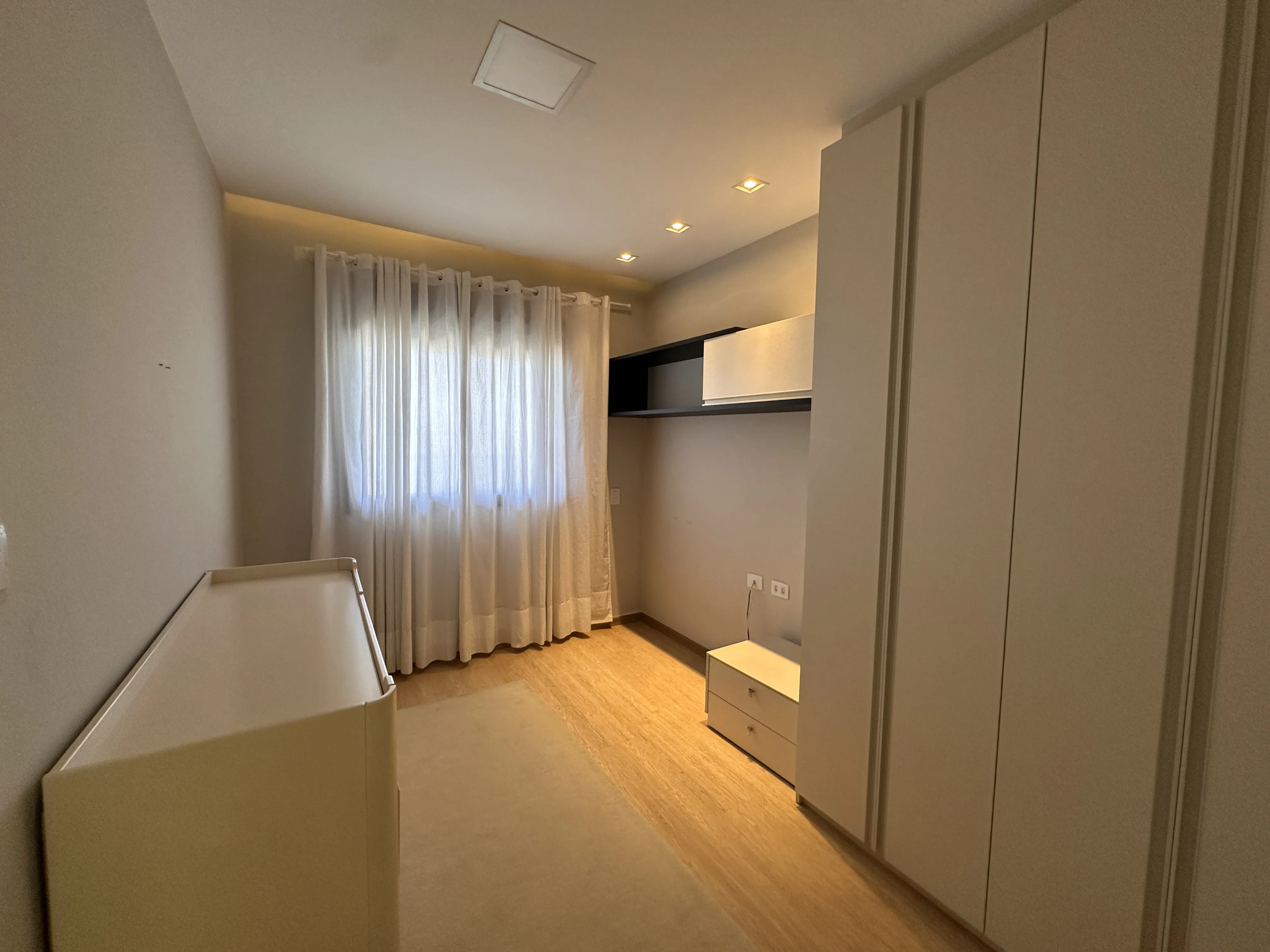 Apartamento 3 quartos, area de lazer completa zona 03, MARINGA - PR