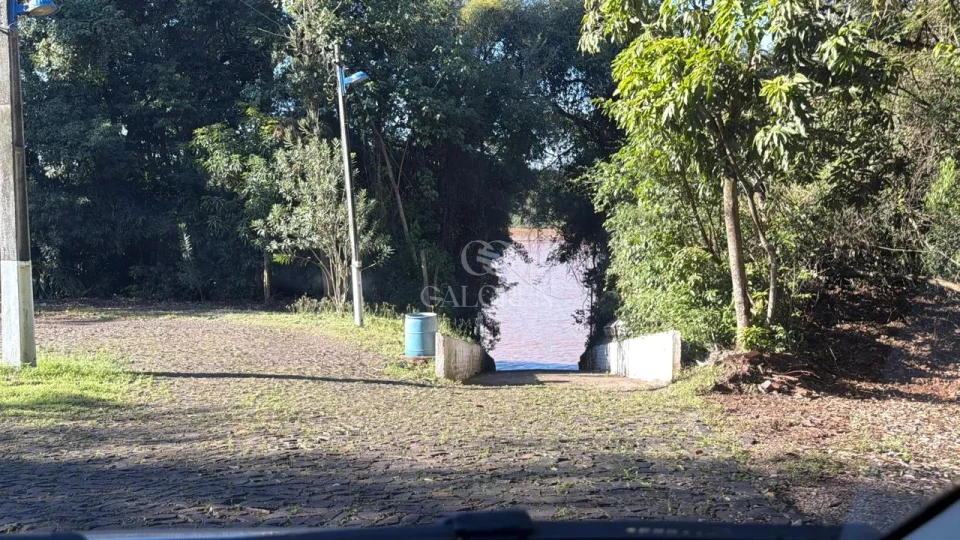 Imagens do imóveis Chácaras à venda Condomínio Rio Ivai -  Ivatuba pR