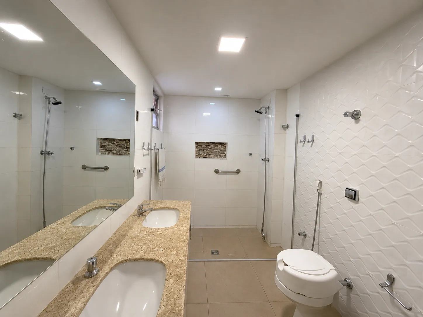 Apartamento à venda no Centro de Maringá