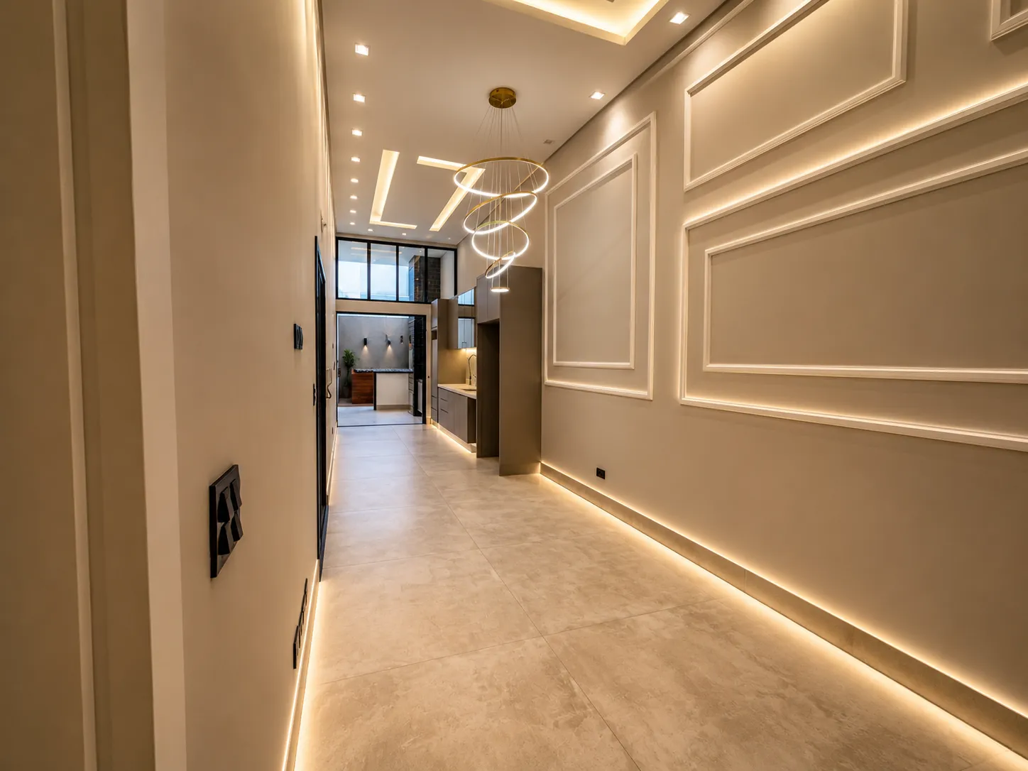 Casa à Venda Jardim Fregadoli | 3 Quartos, 1 Suíte e Excelente Localização
