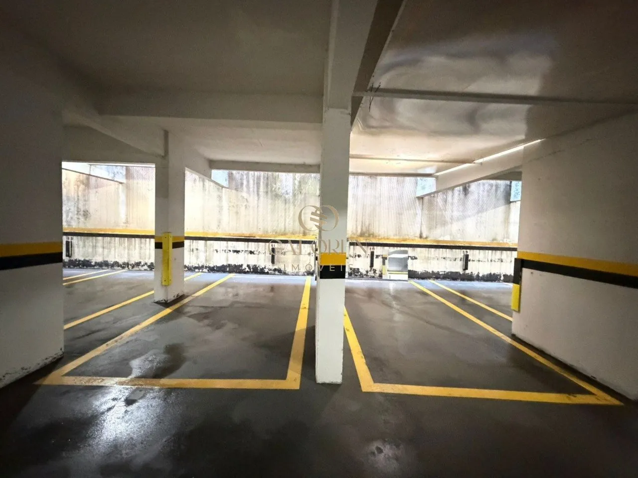 Apartamento à venda no Centro de Maringá