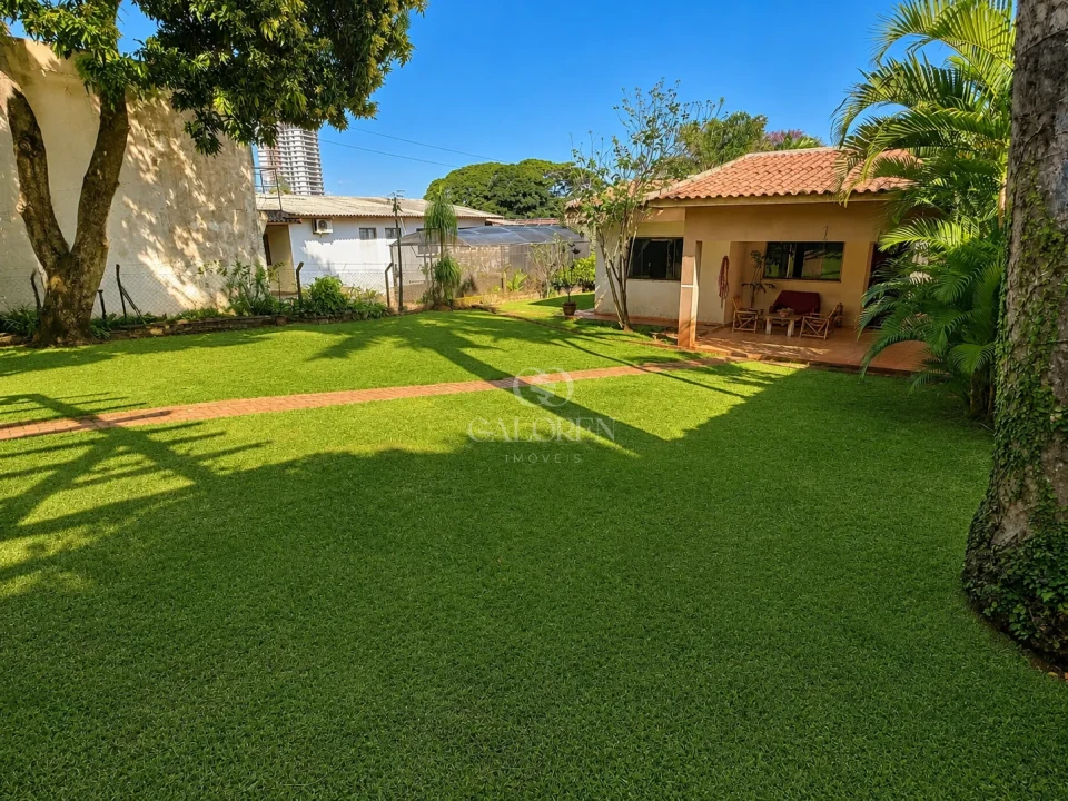 Imagens do imóveis Terreno de  2.115m² em Localização Privilegiada - Proximo ao Jardim Cidade Monções