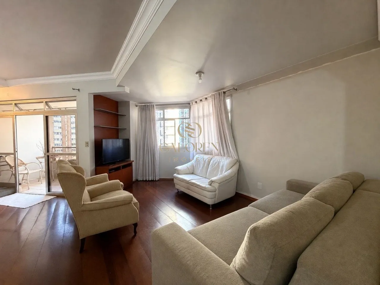 Apartamento à venda no Centro de Maringá