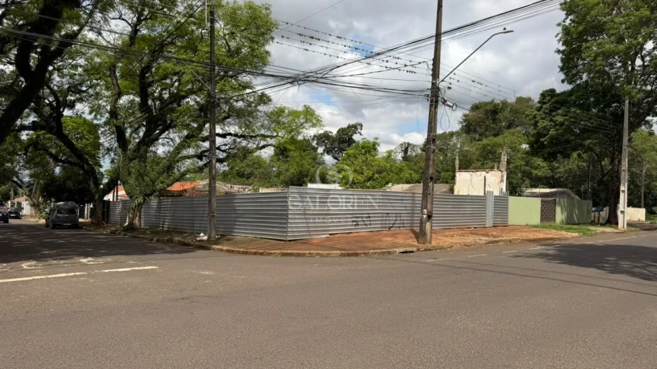 Imagens do imóveis Terreno Comercial na Av. Sophia Rasgulaeff
