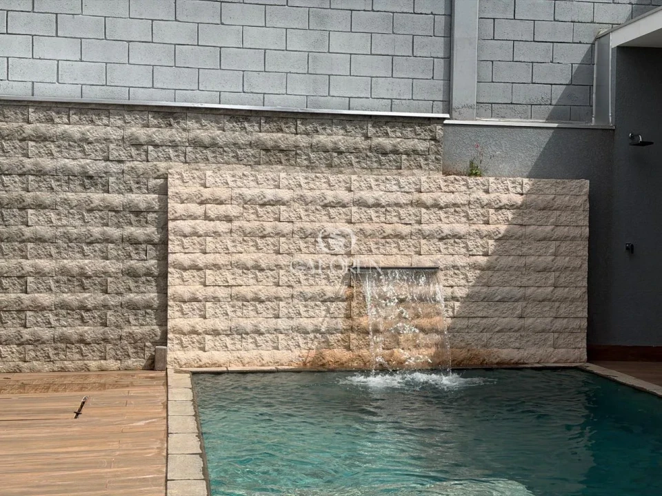 Imagens do imóveis Casa nova de Alto Padrão no GreenPark com 3 Suítes e Piscina privativa