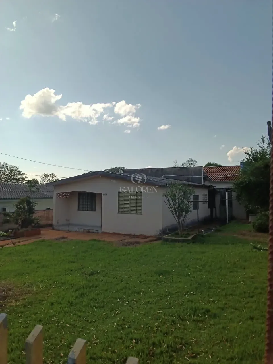 Imagens do imóveis Terreno 360 Metros com uma casa