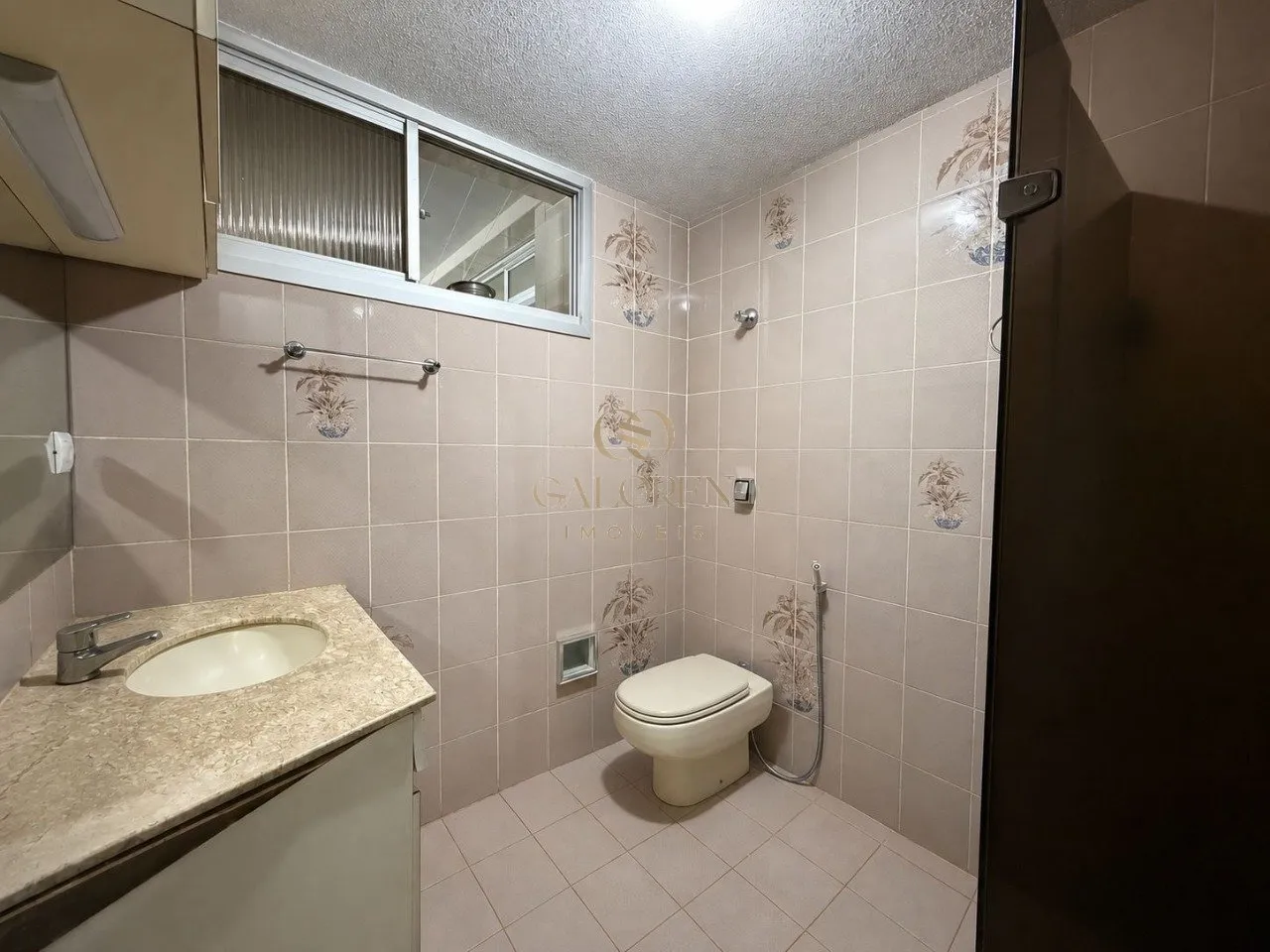 Apartamento à venda no Centro de Maringá