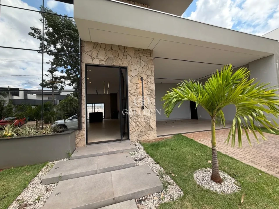 Imagens do imóveis Casa nova de Alto Padrão no GreenPark com 3 Suítes e Piscina privativa