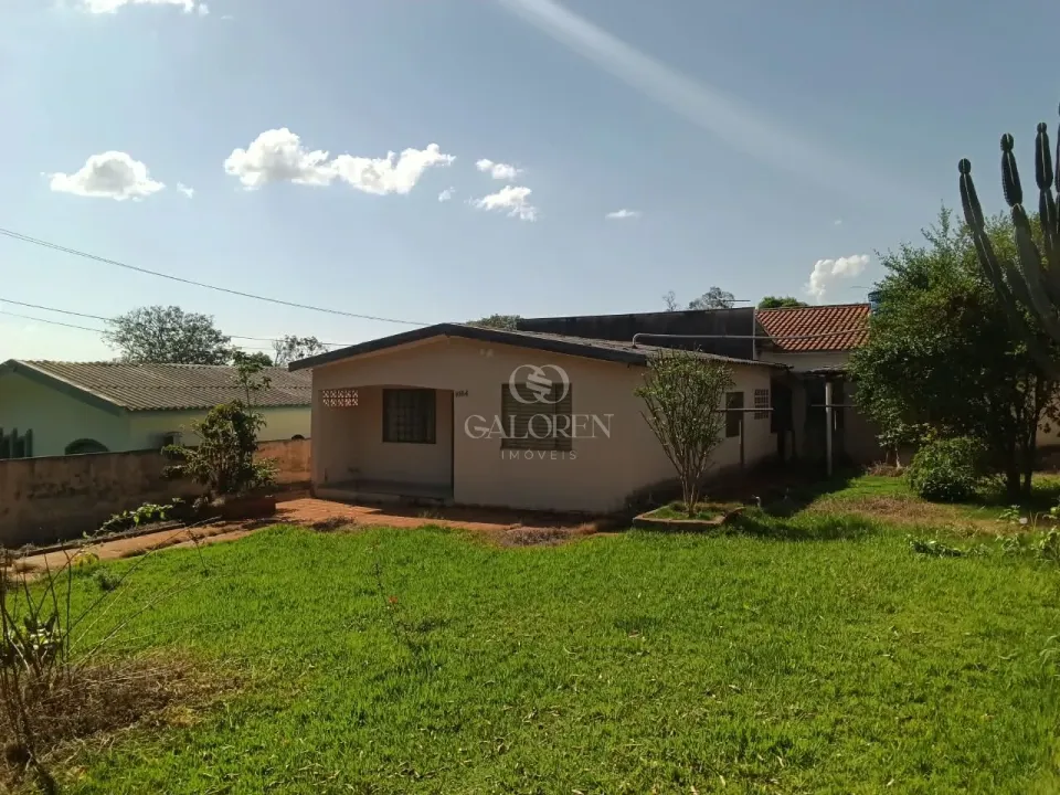 Imagens do imóveis Terreno 360 Metros com uma casa