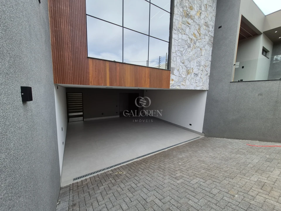 Imagens do imóveis Casa de Alto Padrão com 3 Suítes, Piscina Aquecida e Área Gourmet à Venda em Maringá – PR