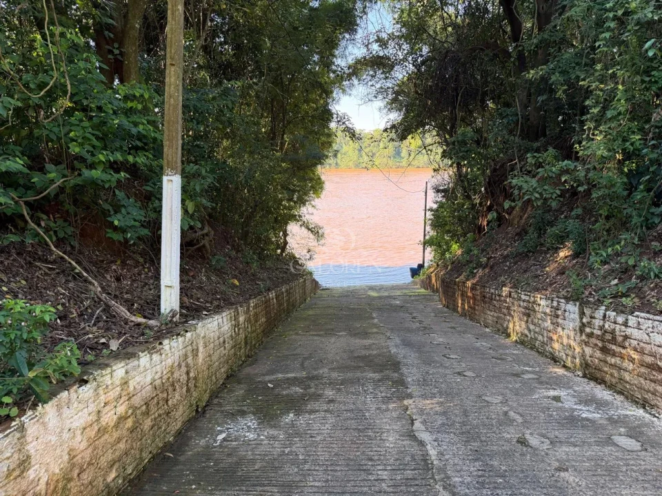 Imagens do imóveis Chácaras à venda Condomínio Rio Ivai -  Ivatuba pR
