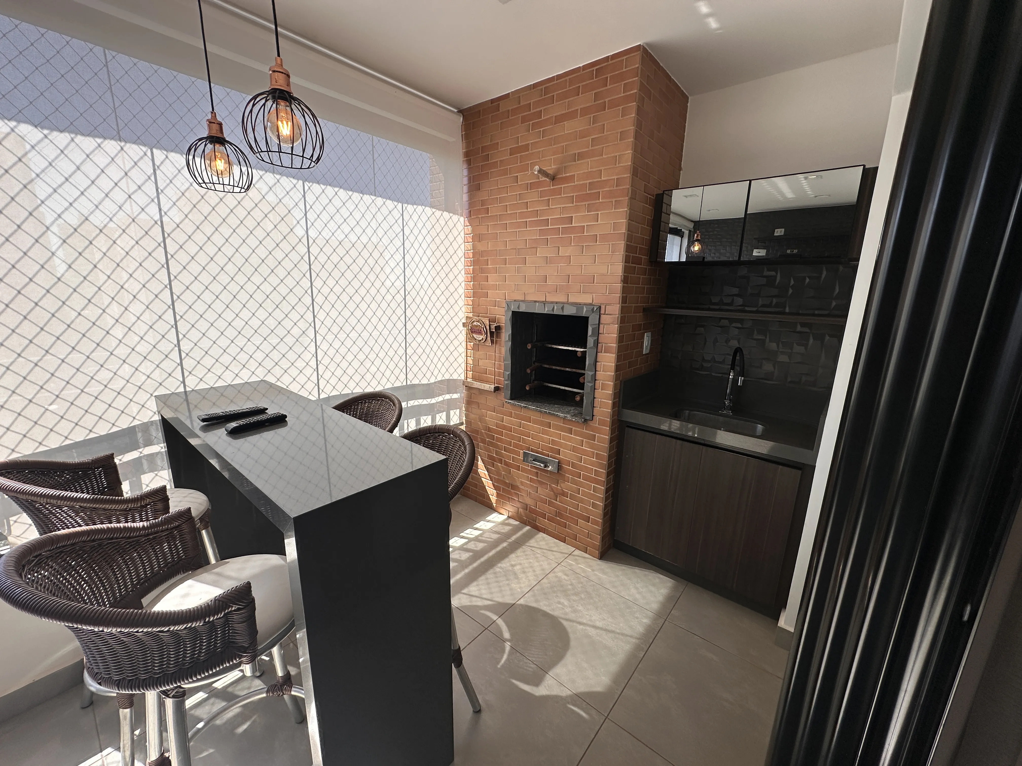 Apartamento 3 quartos, area de lazer completa zona 03, MARINGA - PR