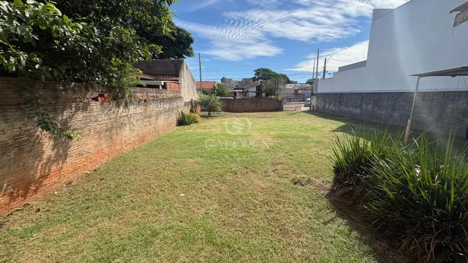 Imagens do imóveis Terreno à Venda no Parque Das Laranjeiras Maringá