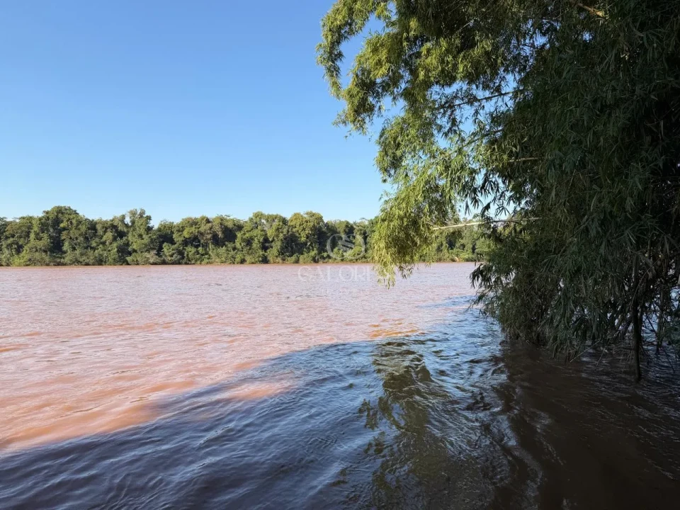 Imagens do imóveis Chácaras à venda Condomínio Rio Ivai -  Ivatuba pR