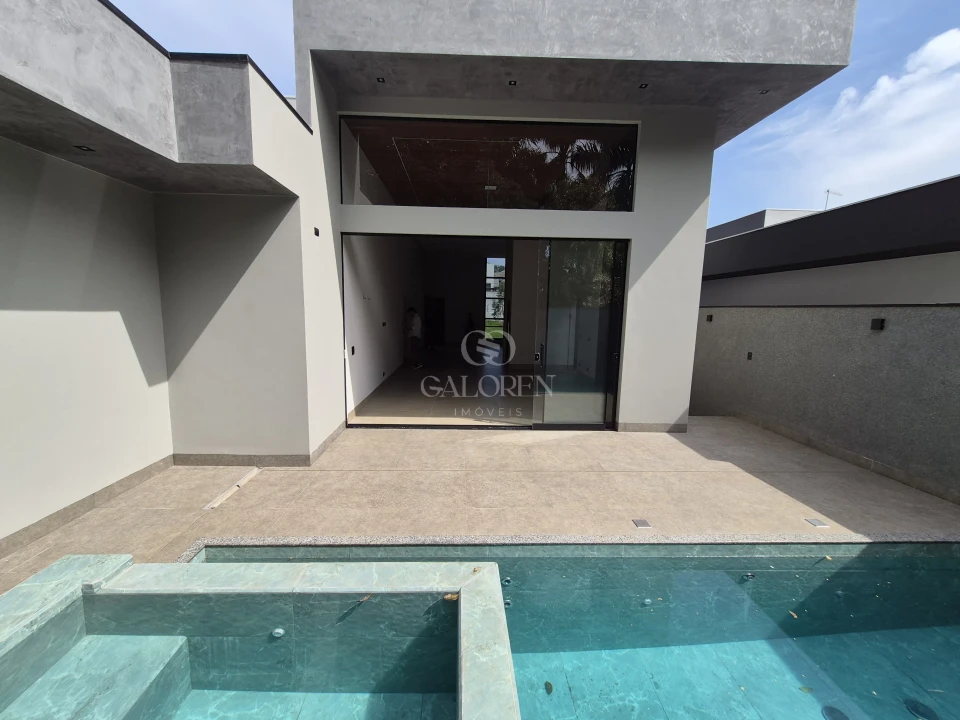 Imagens do imóveis Casa de Alto Padrão com 3 Suítes, Piscina Aquecida e Área Gourmet à Venda em Maringá – PR