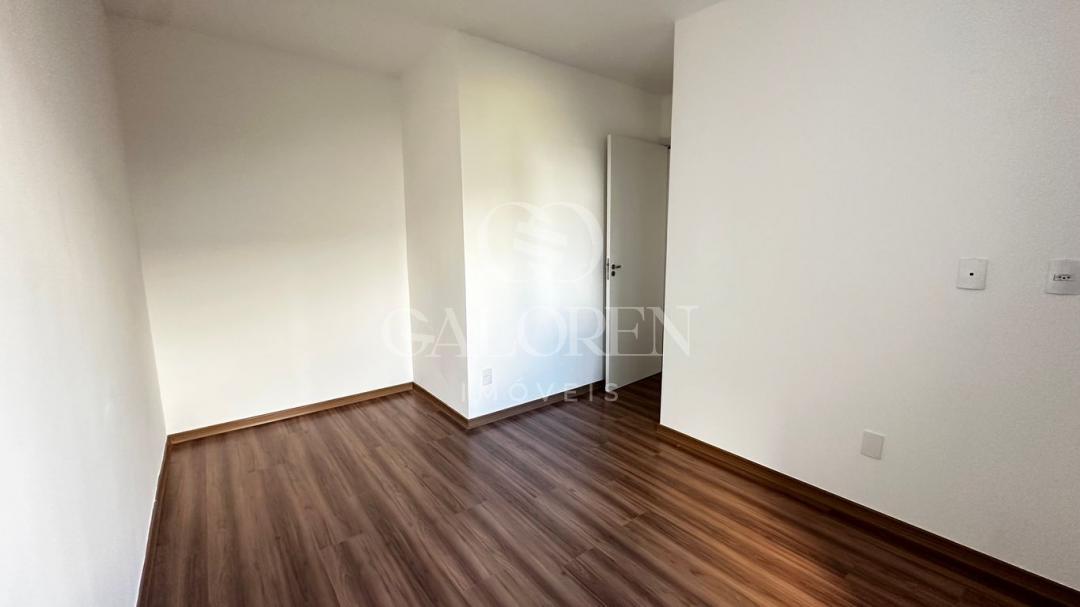 Imagens do imóveis Apartamento Garden à Venda em Maringá  Quintal Privativo no Parque Tarumã