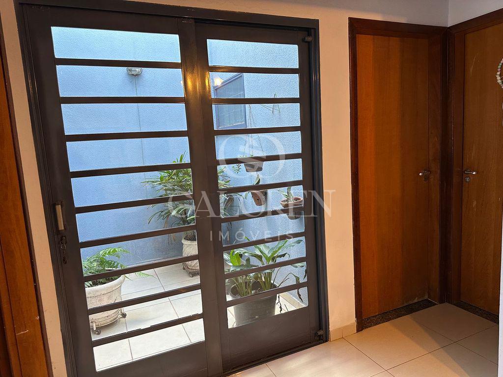 Imagens do imóveis Casa à venda no Jardim Fregadolli  localização privilegiada e conforto