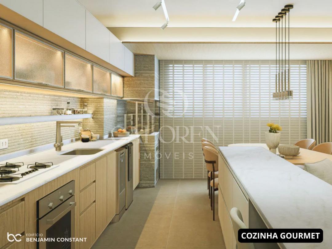 Duplex 145 m² no Benjamin Constant  3 vagas e condomínio baixo (Zona 7)