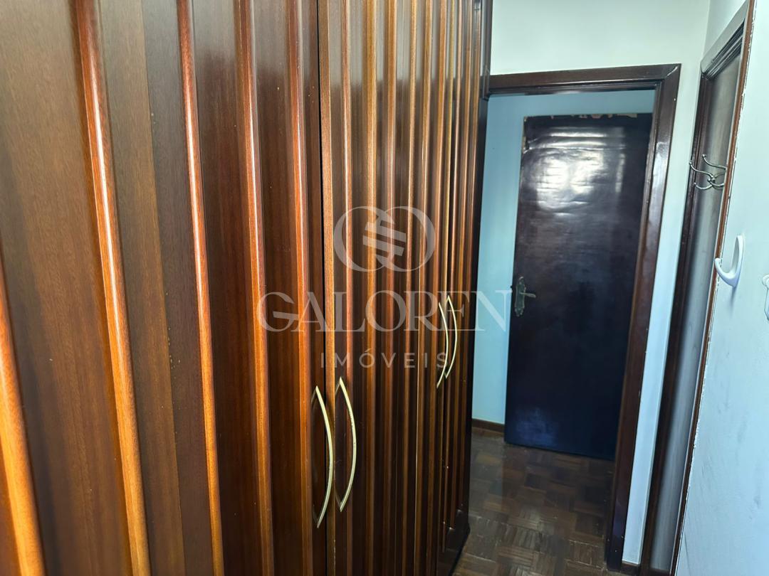 Casa Ampla à Venda na Zona 5 em Maringá  473 m² Construídos e 4 Dormitórios