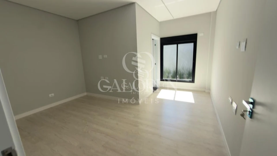 Imagens do imóveis Casa nova de Alto Padrão no GreenPark com 3 Suítes e Piscina privativa