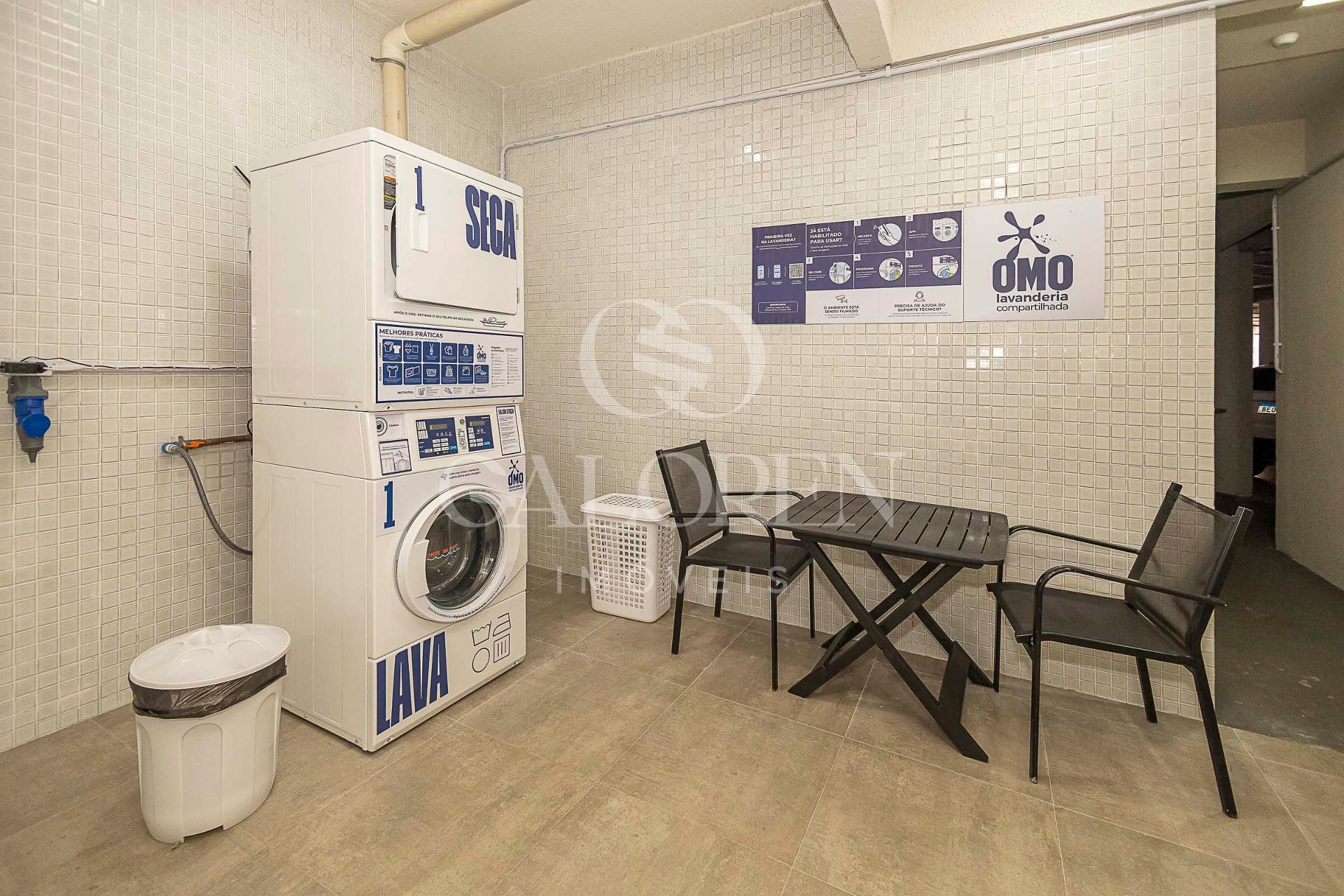 Apartamento,03 dormitórios, zona 01, 74 m privativos com 01 garagem MARINGA - PR