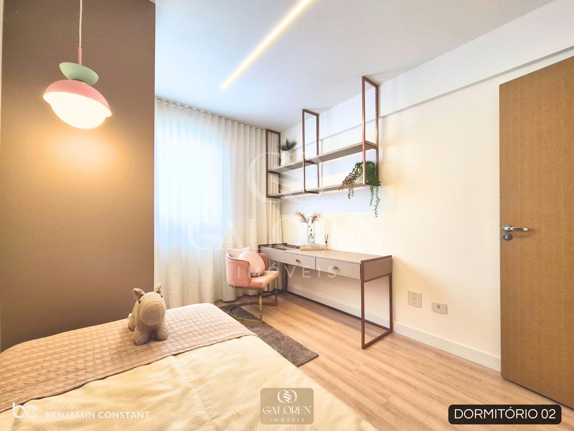 Apartamento Mobiliado à Venda na Zona 7 em Maringá com 75 m² | Ed. Benjamin C