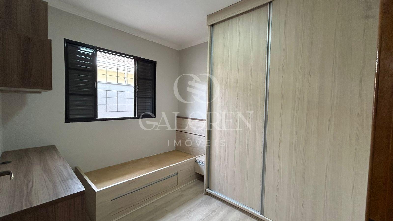 Casa à venda no Jardim Paris 2 com 3 quartos e suíte  115 m² | R$ 500 mil