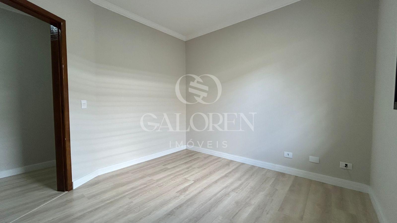 Casa à venda no Jardim Paris 2 com 3 quartos e suíte  115 m² | R$ 500 mil
