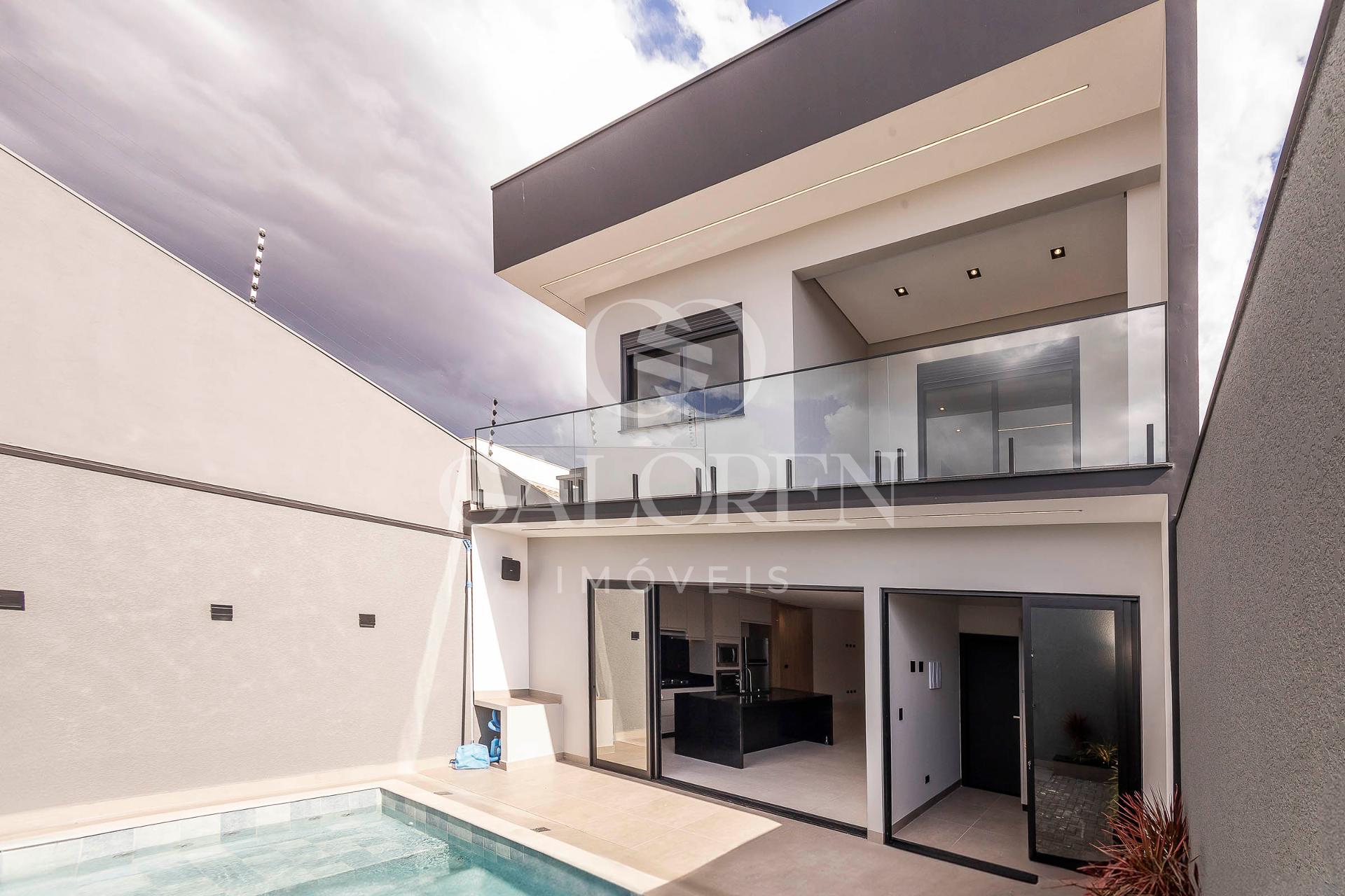Sobrado, 04 quartos, 261m² com piscina aquecida -  Jardim Munique - MARINGA - PR
