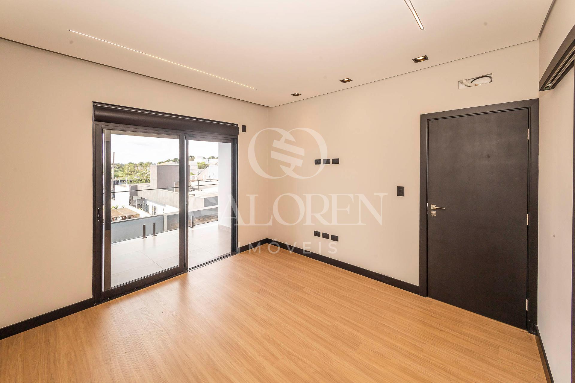 Sobrado, 04 quartos, 261m² com piscina aquecida -  Jardim Munique - MARINGA - PR