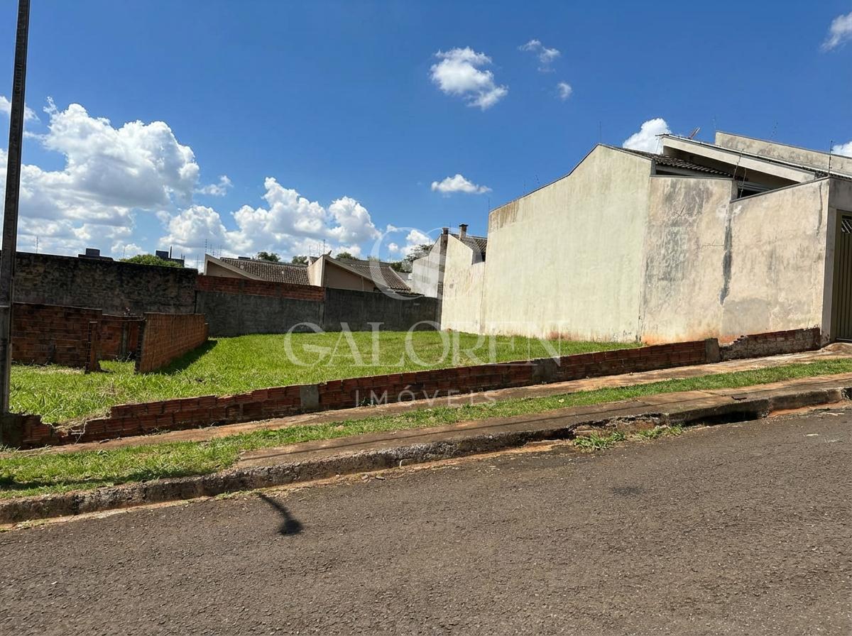 Terreno à venda no Jardim São Paulo em Maringá  300 m²